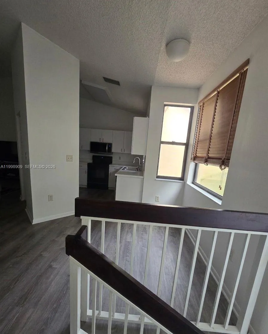 15515 N Miami Lakeway N 202-11, Miami Lakes, Flori, Miami Lakes, Florida 33014, 2 Bedrooms Bedrooms, ,2 BathroomsBathrooms,Residential Lease,For Rent,15515 N Miami Lakeway N 202-11, Miami Lakes, Flori,A11998909