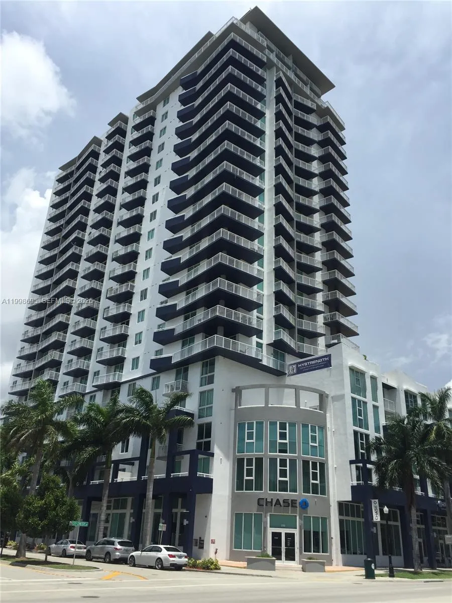 275 Ne 18th St 307, Miami, Florida 33132, Miami, Florida 33132, ,1 BathroomBathrooms,Residential Lease,For Rent,275 Ne 18th St 307, Miami, Florida 33132,A11998695