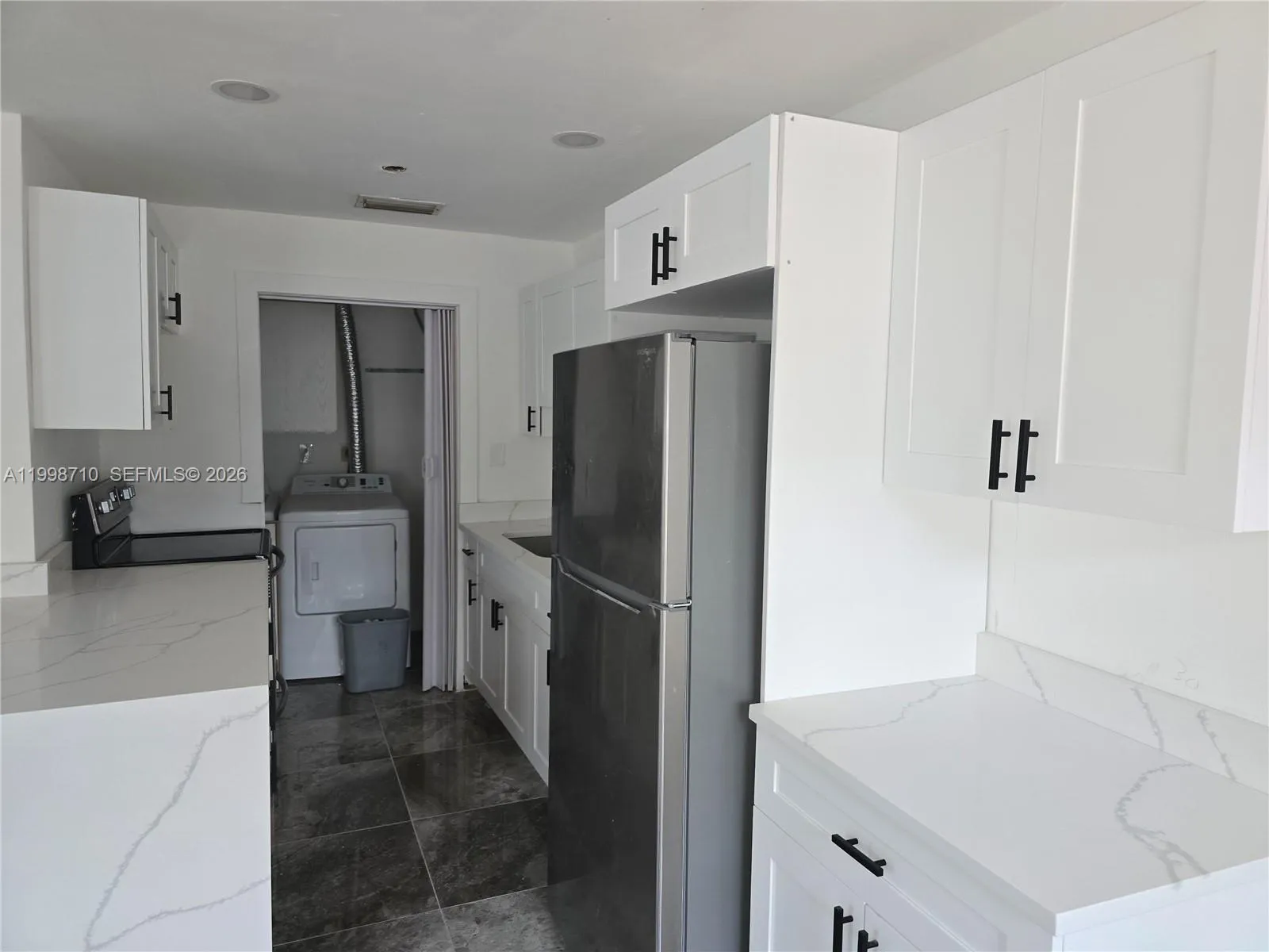 812 Sw 13th St 812, Fort Lauderdale, Florida 33315, Fort Lauderdale, Florida 33315, 3 Bedrooms Bedrooms, ,1 BathroomBathrooms,Residential Lease,For Rent,812 Sw 13th St 812, Fort Lauderdale, Florida 33315,A11998710