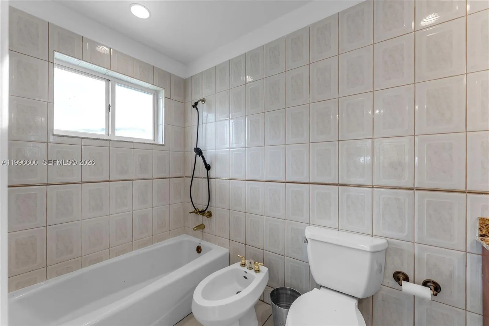 11611 Sw 184th St, Miami, Florida 33157, Miami, Florida 33157, 3 Bedrooms Bedrooms, ,2 BathroomsBathrooms,Residential,For Sale,11611 Sw 184th St, Miami, Florida 33157,A11996600