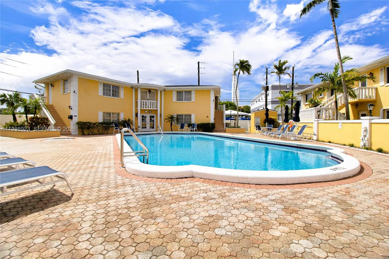 2230 Ne 56th Pl 227, Fort Lauderdale, Florida 3330, Fort Lauderdale, Florida 33308, 2 Bedrooms Bedrooms, ,2 BathroomsBathrooms,Residential Lease,For Rent,2230 Ne 56th Pl 227, Fort Lauderdale, Florida 3330,A11998923