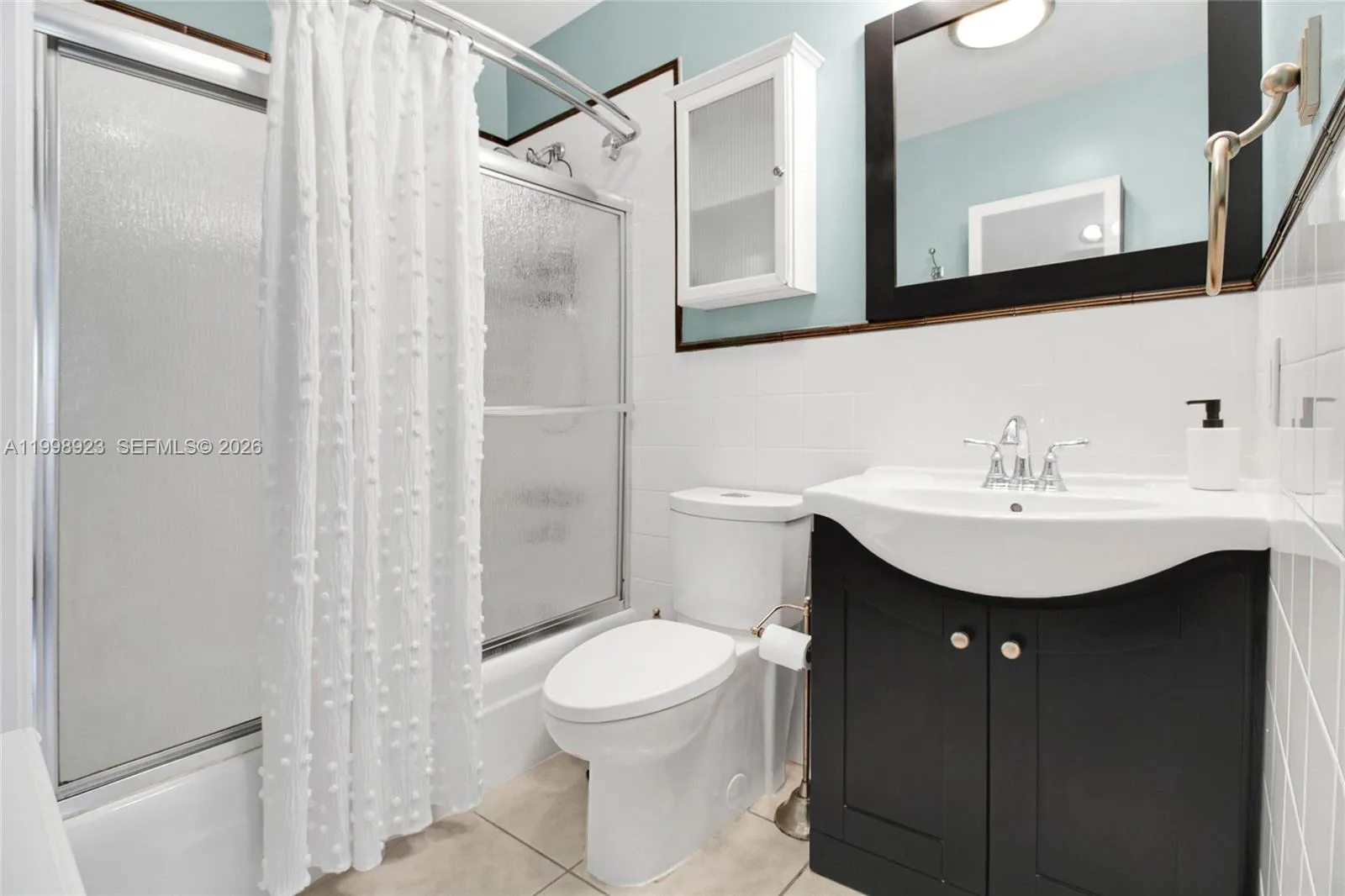 2230 Ne 56th Pl 227, Fort Lauderdale, Florida 3330, Fort Lauderdale, Florida 33308, 2 Bedrooms Bedrooms, ,2 BathroomsBathrooms,Residential Lease,For Rent,2230 Ne 56th Pl 227, Fort Lauderdale, Florida 3330,A11998923