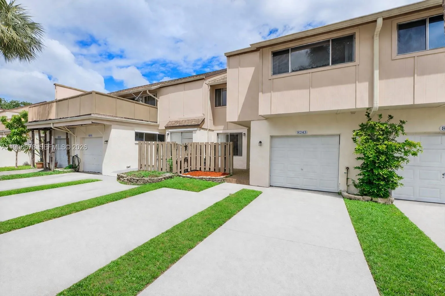 8243 Nw 9th Ct 7, Plantation, Florida 33324, Plantation, Florida 33324, 4 Bedrooms Bedrooms, ,2 BathroomsBathrooms,Residential,For Sale,8243 Nw 9th Ct 7, Plantation, Florida 33324,A11998678