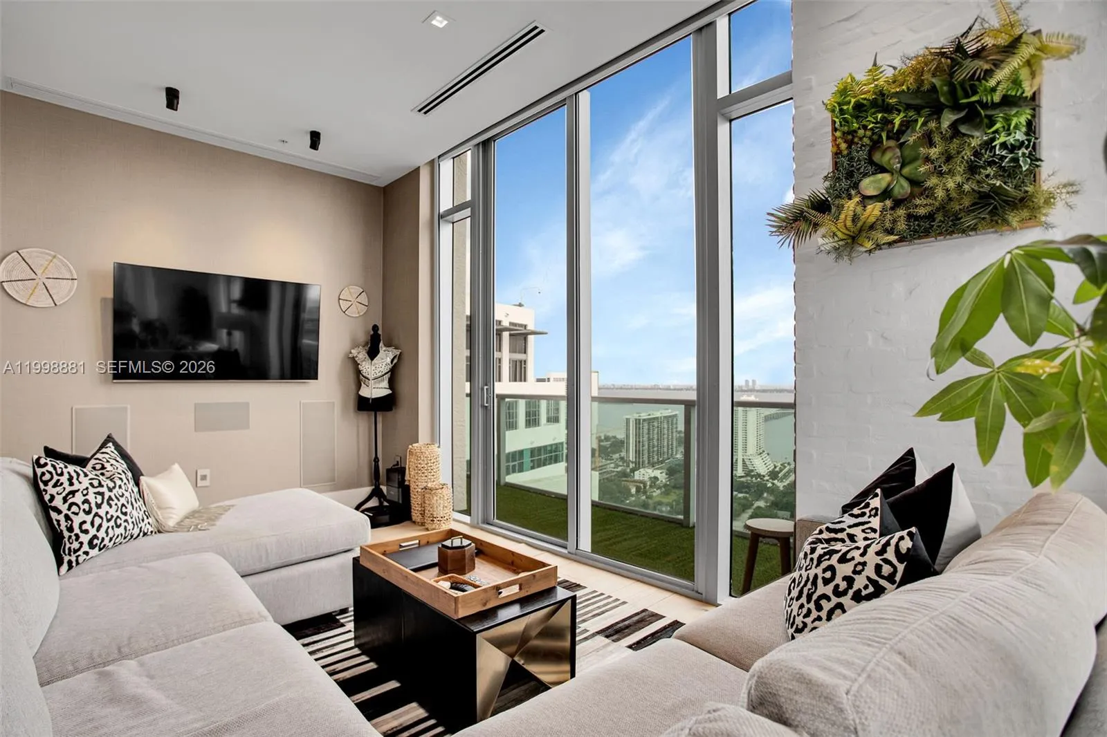 3301 Ne 1st Ave Ph-2, Miami, Florida 33137, Miami, Florida 33137, 3 Bedrooms Bedrooms, ,3 BathroomsBathrooms,Residential,For Sale,3301 Ne 1st Ave Ph-2, Miami, Florida 33137,A11998881