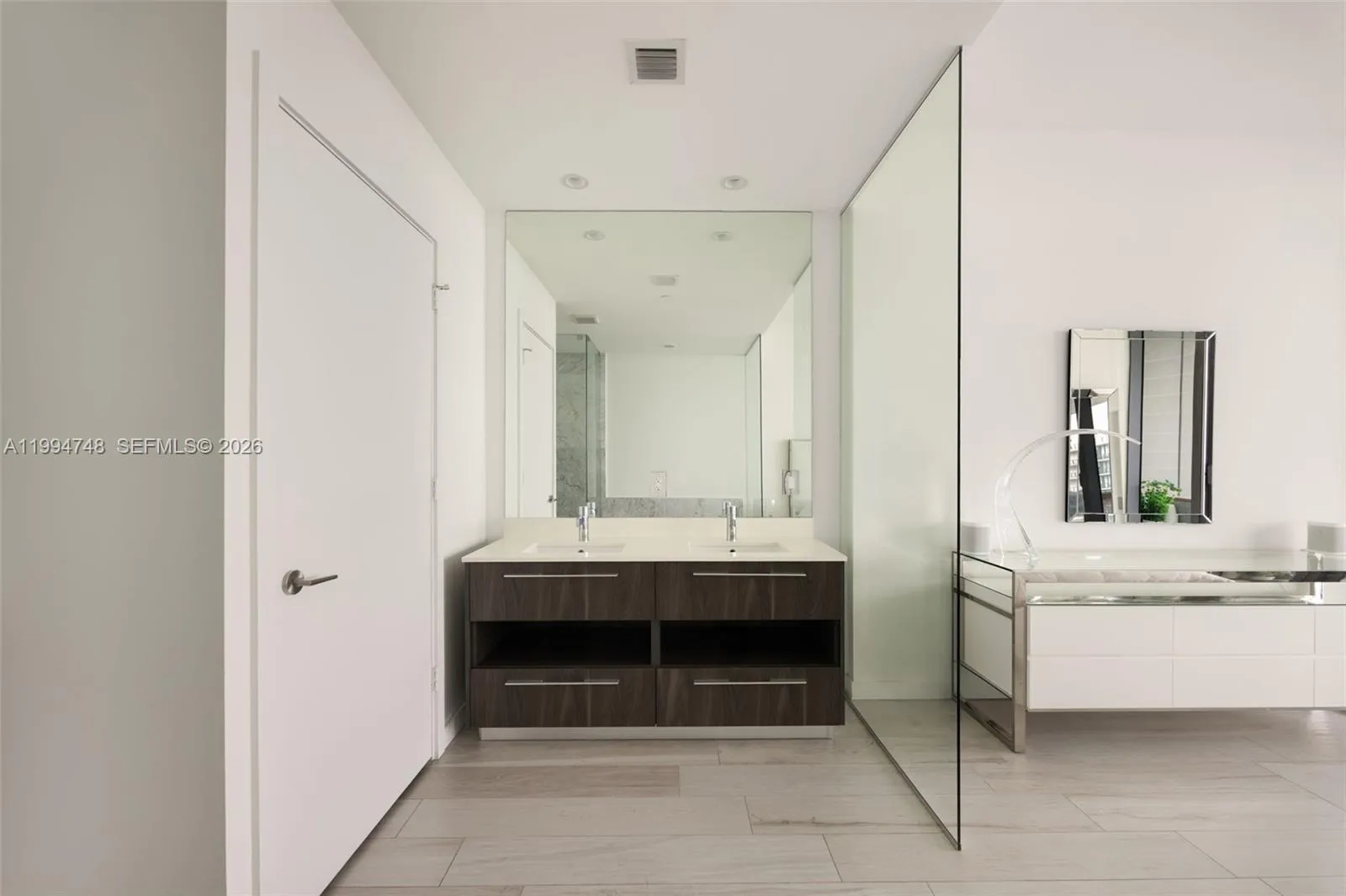 480 Ne 31st St 4404, Miami, Florida 33137, Miami, Florida 33137, 2 Bedrooms Bedrooms, ,3 BathroomsBathrooms,Residential Lease,For Rent,480 Ne 31st St 4404, Miami, Florida 33137,A11994748