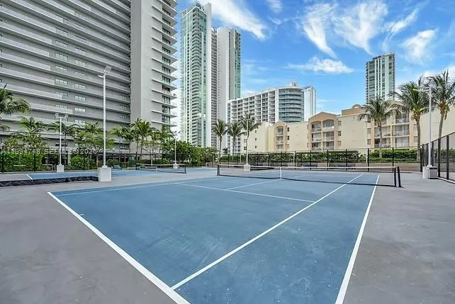 480 Ne 31st St 4404, Miami, Florida 33137, Miami, Florida 33137, 2 Bedrooms Bedrooms, ,3 BathroomsBathrooms,Residential Lease,For Rent,480 Ne 31st St 4404, Miami, Florida 33137,A11994748