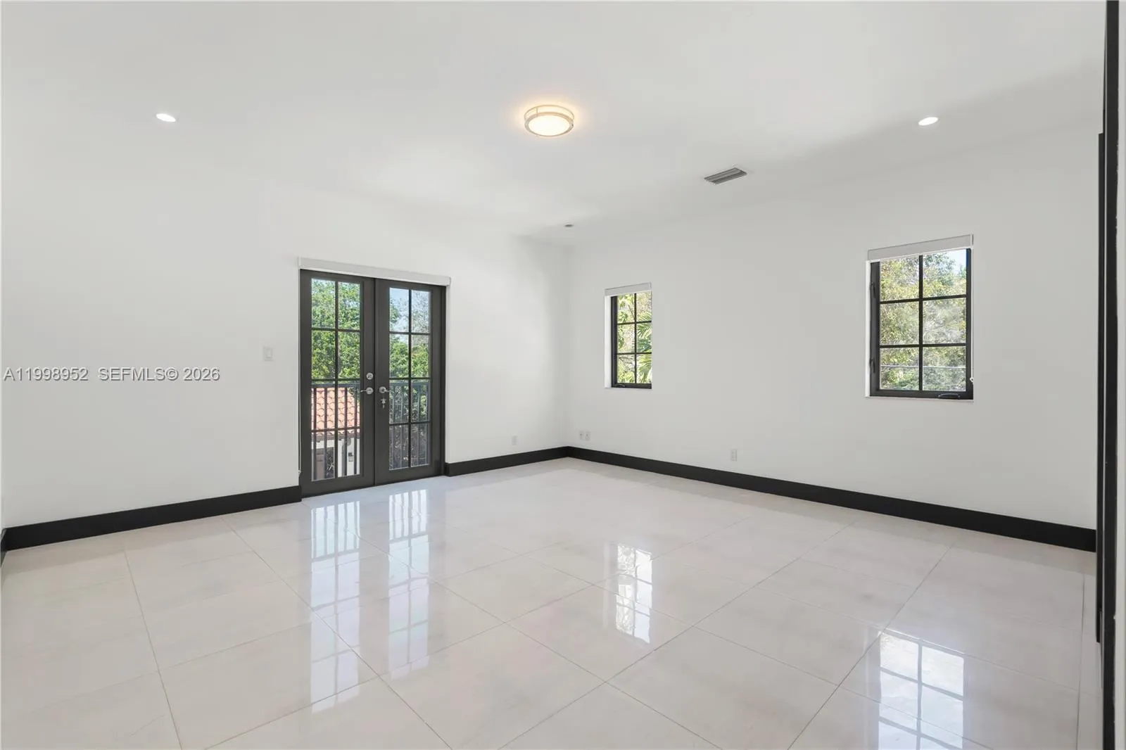 519 Alhambra Cir, Coral Gables, Florida 33134, Coral Gables, Florida 33134, 4 Bedrooms Bedrooms, ,4 BathroomsBathrooms,Residential Lease,For Rent,519 Alhambra Cir, Coral Gables, Florida 33134,A11998952