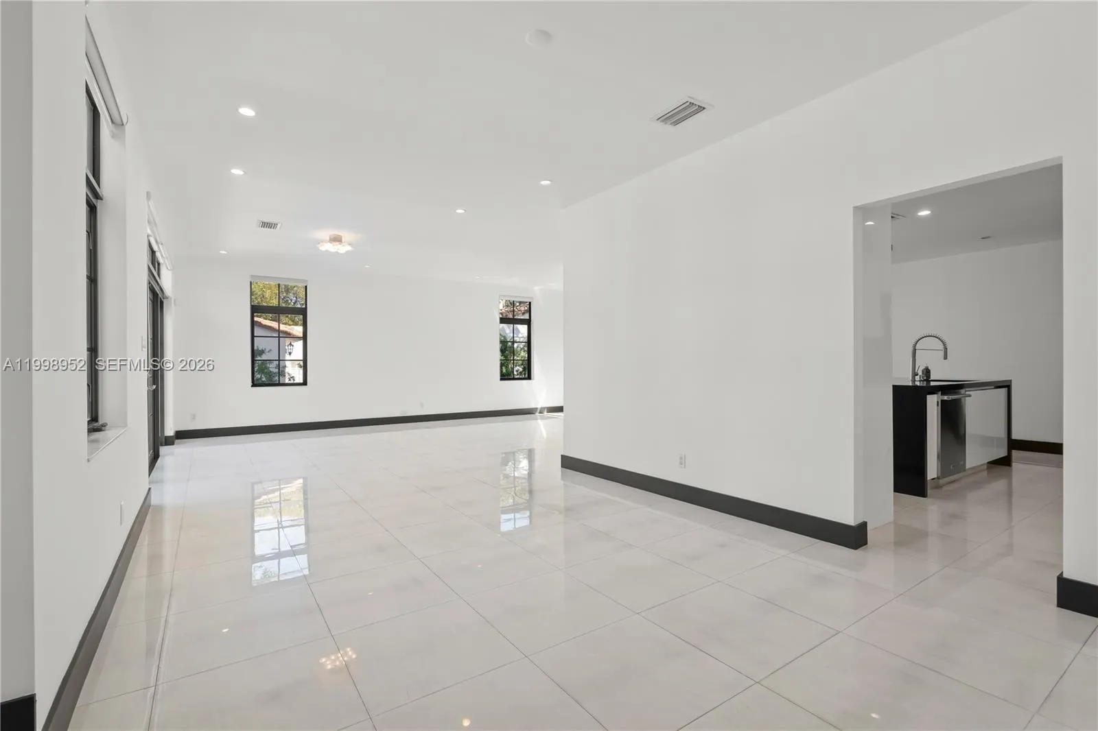 519 Alhambra Cir, Coral Gables, Florida 33134, Coral Gables, Florida 33134, 4 Bedrooms Bedrooms, ,4 BathroomsBathrooms,Residential Lease,For Rent,519 Alhambra Cir, Coral Gables, Florida 33134,A11998952