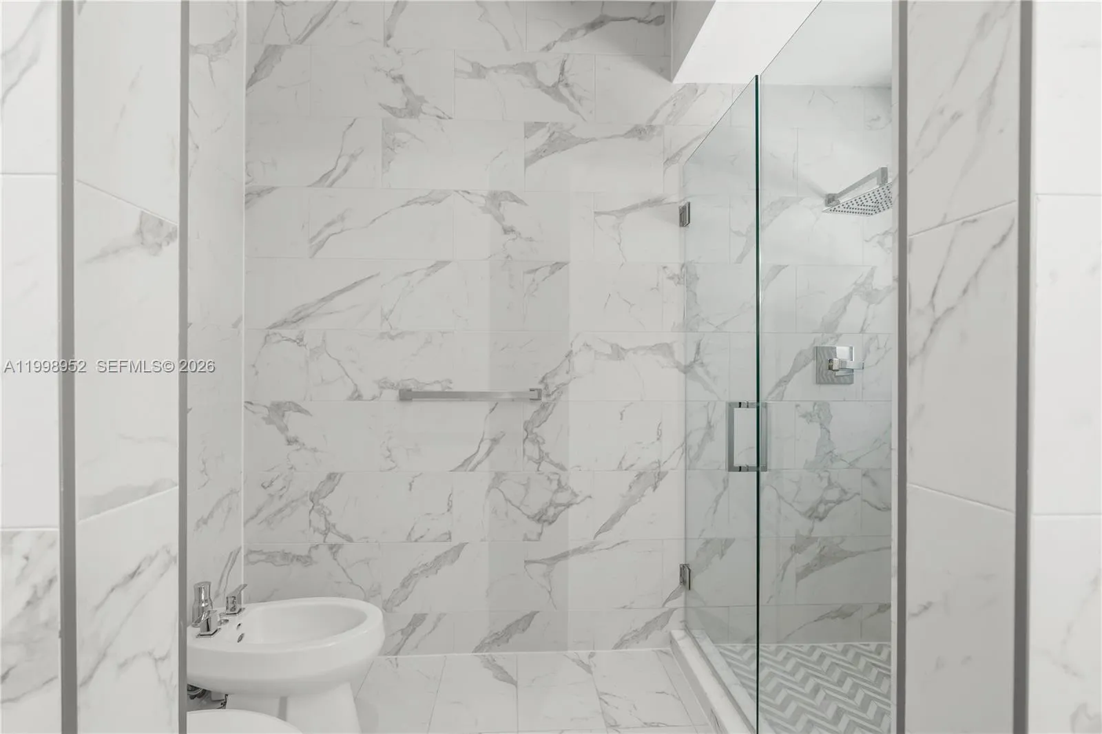 519 Alhambra Cir, Coral Gables, Florida 33134, Coral Gables, Florida 33134, 4 Bedrooms Bedrooms, ,4 BathroomsBathrooms,Residential Lease,For Rent,519 Alhambra Cir, Coral Gables, Florida 33134,A11998952