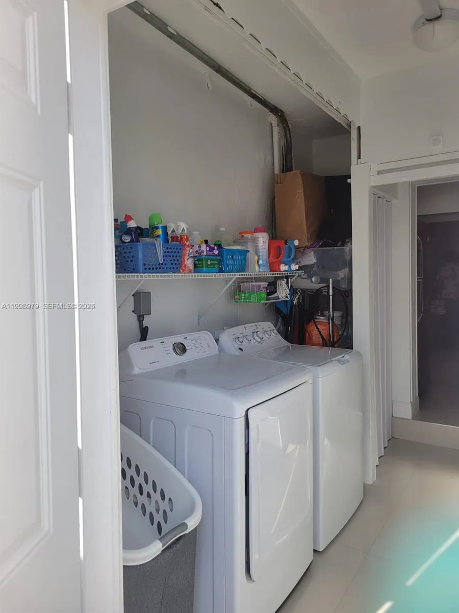 8245 Sw 43rd St, Miami, Florida 33155, Miami, Florida 33155, 3 Bedrooms Bedrooms, ,2 BathroomsBathrooms,Residential Lease,For Rent,8245 Sw 43rd St, Miami, Florida 33155,A11998979