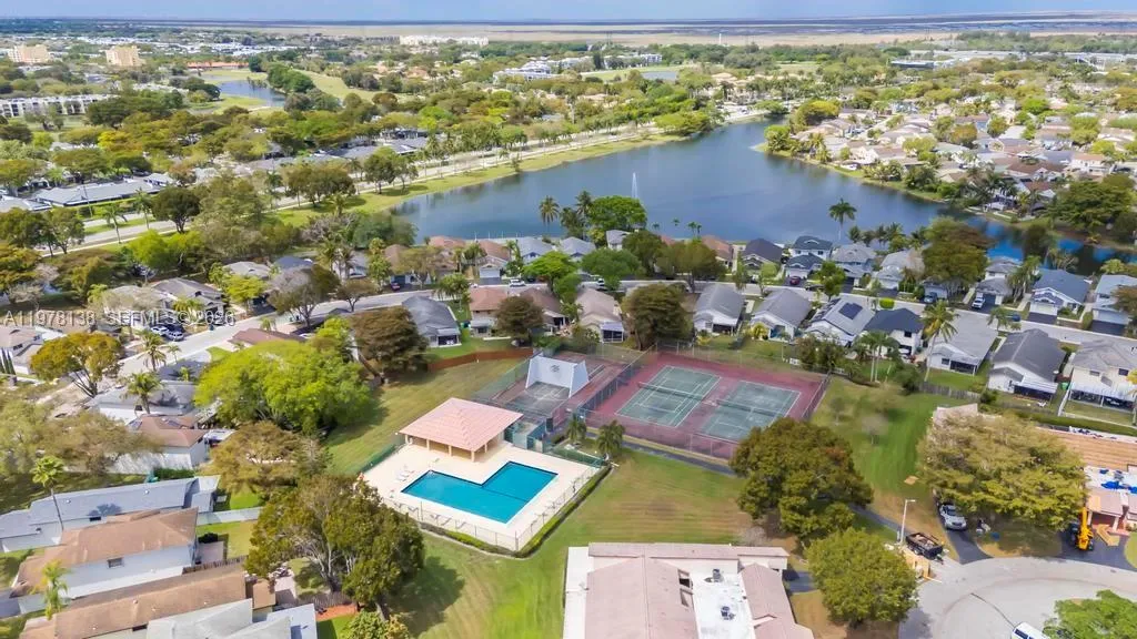 529 Lakeside Cir, Sunrise, Florida 33326, Sunrise, Florida 33326, 3 Bedrooms Bedrooms, ,2 BathroomsBathrooms,Residential,For Sale,529 Lakeside Cir, Sunrise, Florida 33326,A11978138