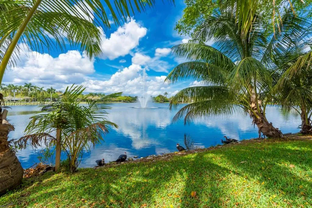 529 Lakeside Cir, Sunrise, Florida 33326, Sunrise, Florida 33326, 3 Bedrooms Bedrooms, ,2 BathroomsBathrooms,Residential,For Sale,529 Lakeside Cir, Sunrise, Florida 33326,A11978138