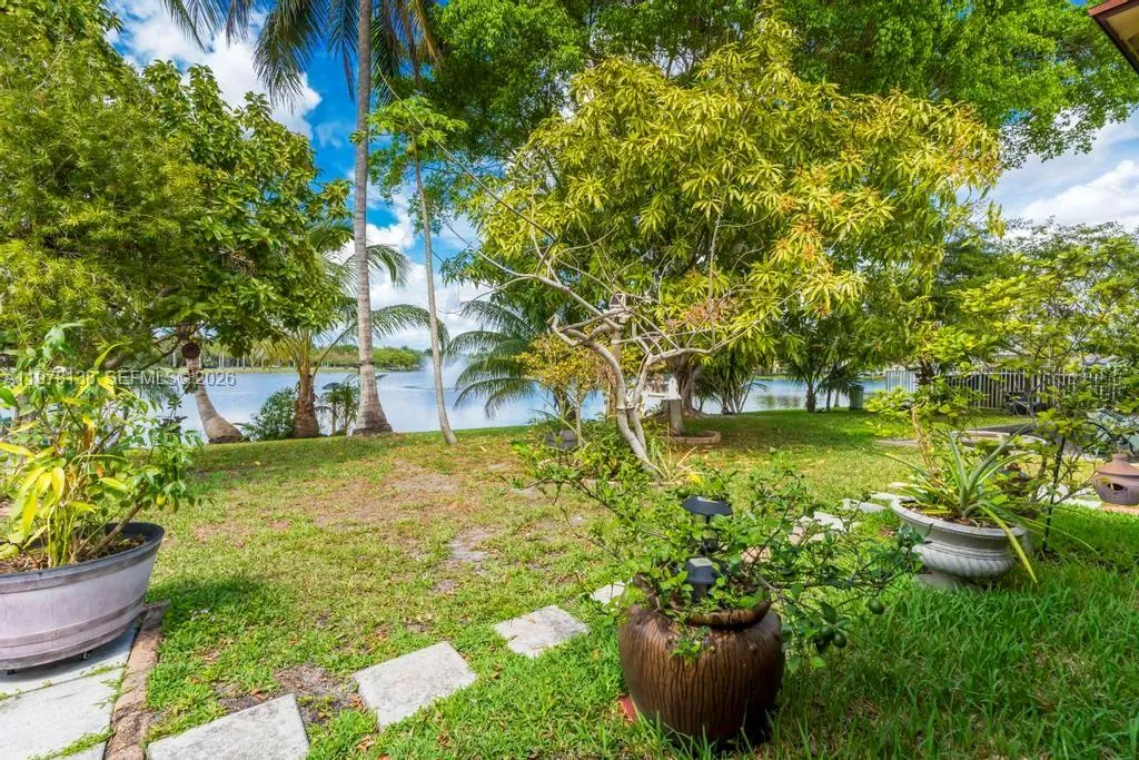 529 Lakeside Cir, Sunrise, Florida 33326, Sunrise, Florida 33326, 3 Bedrooms Bedrooms, ,2 BathroomsBathrooms,Residential,For Sale,529 Lakeside Cir, Sunrise, Florida 33326,A11978138