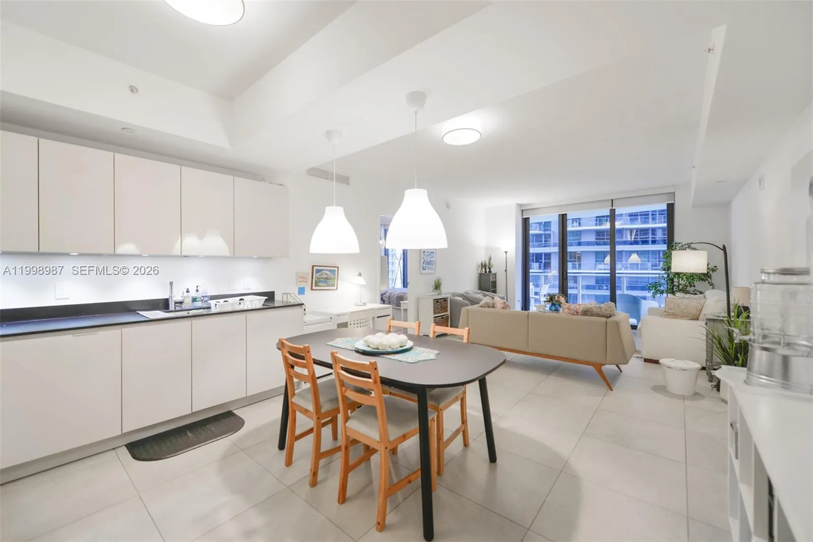 1010 Brickell Ave 2906, Miami, Florida 33131, Miami, Florida 33131, 2 Bedrooms Bedrooms, ,2 BathroomsBathrooms,Residential Lease,For Rent,1010 Brickell Ave 2906, Miami, Florida 33131,A11998987