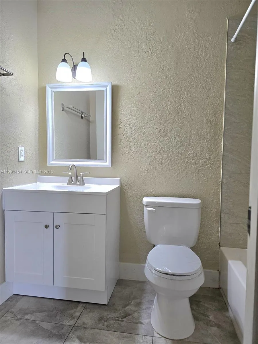 880 E 26th St, Hialeah, Florida 33013, Hialeah, Florida 33013, 4 Bedrooms Bedrooms, ,3 BathroomsBathrooms,Residential,For Sale,880 E 26th St, Hialeah, Florida 33013,A11998464