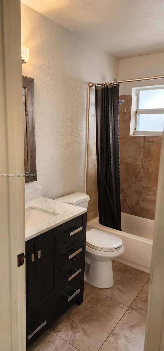 880 E 26th St, Hialeah, Florida 33013, Hialeah, Florida 33013, 4 Bedrooms Bedrooms, ,3 BathroomsBathrooms,Residential,For Sale,880 E 26th St, Hialeah, Florida 33013,A11998464