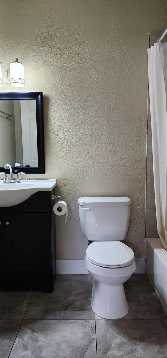 880 E 26th St, Hialeah, Florida 33013, Hialeah, Florida 33013, 4 Bedrooms Bedrooms, ,3 BathroomsBathrooms,Residential,For Sale,880 E 26th St, Hialeah, Florida 33013,A11998464