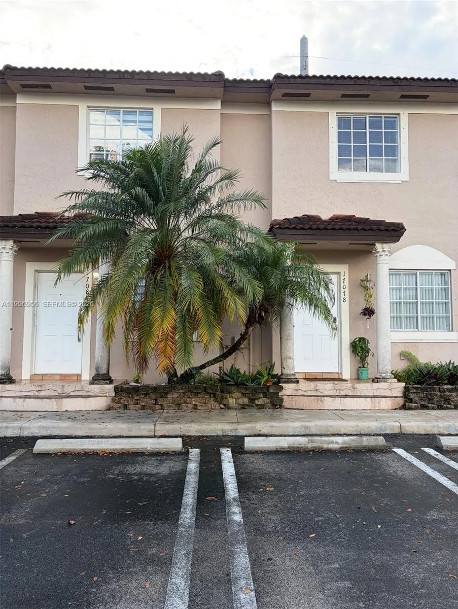 17084 Sw 138th Ct, Miami, Florida 33177, Miami, Florida 33177, 2 Bedrooms Bedrooms, ,2 BathroomsBathrooms,Residential,For Sale,17084 Sw 138th Ct, Miami, Florida 33177,A11996956