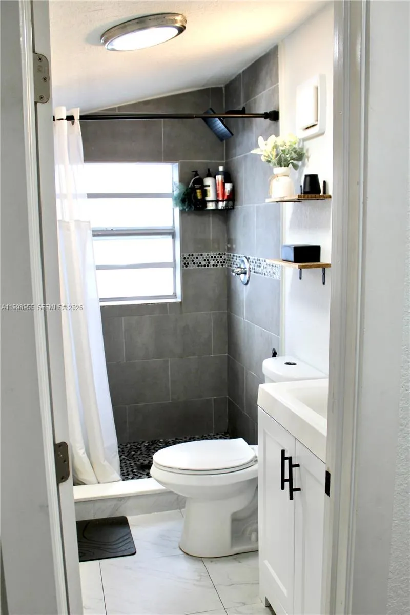 17710 Sw 102nd Ave, Miami, Florida 33157, Miami, Florida 33157, 3 Bedrooms Bedrooms, ,2 BathroomsBathrooms,Residential,For Sale,17710 Sw 102nd Ave, Miami, Florida 33157,A11998955