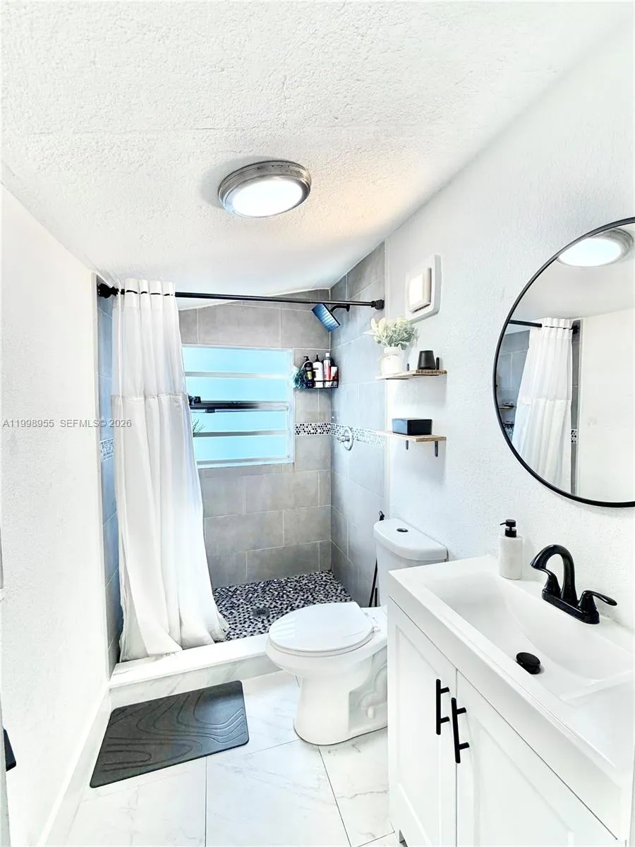 17710 Sw 102nd Ave, Miami, Florida 33157, Miami, Florida 33157, 3 Bedrooms Bedrooms, ,2 BathroomsBathrooms,Residential,For Sale,17710 Sw 102nd Ave, Miami, Florida 33157,A11998955