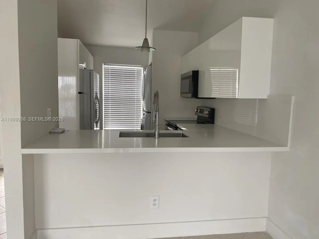 219 Se 8th St 601, Hallandale Beach, Florida 33009, Hallandale Beach, Florida 33009, 2 Bedrooms Bedrooms, ,2 BathroomsBathrooms,Residential Lease,For Rent,219 Se 8th St 601, Hallandale Beach, Florida 33009,A11999058