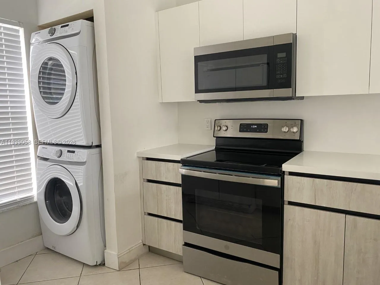 219 Se 8th St 601, Hallandale Beach, Florida 33009, Hallandale Beach, Florida 33009, 2 Bedrooms Bedrooms, ,2 BathroomsBathrooms,Residential Lease,For Rent,219 Se 8th St 601, Hallandale Beach, Florida 33009,A11999058