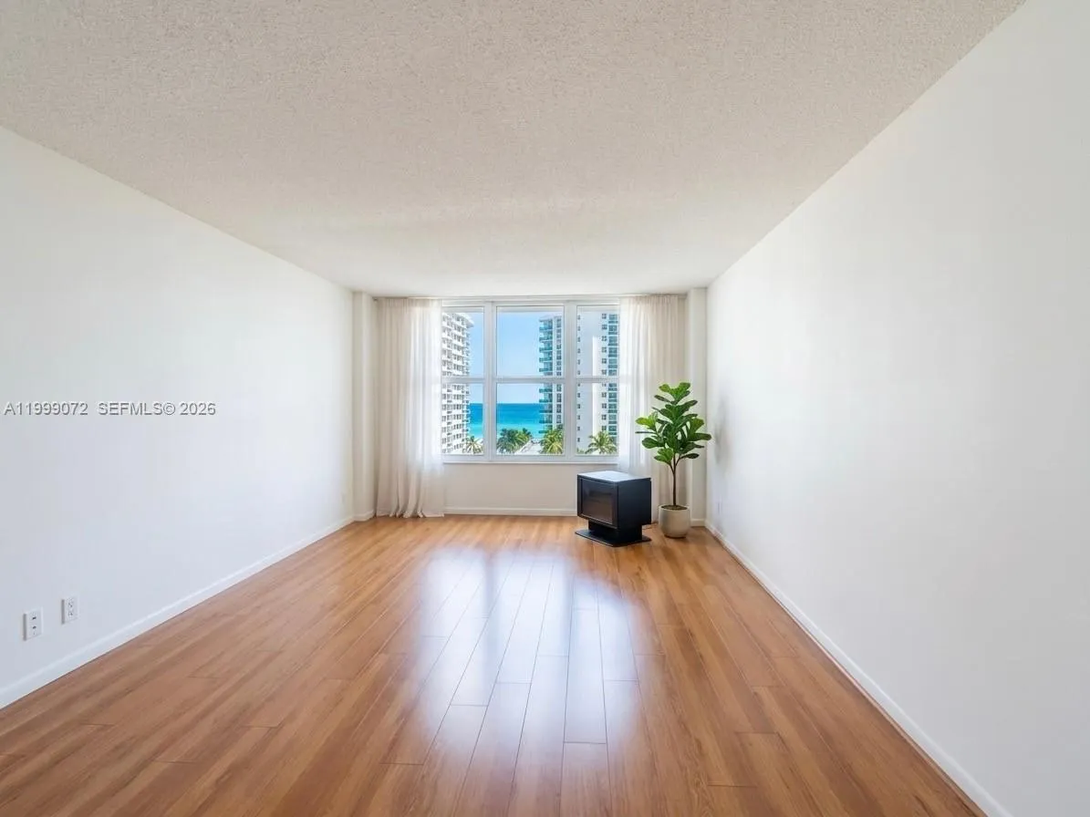 3800 S Ocean Dr 719, Hollywood, Florida 33019, Hollywood, Florida 33019, 2 Bedrooms Bedrooms, ,2 BathroomsBathrooms,Residential Lease,For Rent,3800 S Ocean Dr 719, Hollywood, Florida 33019,A11999072