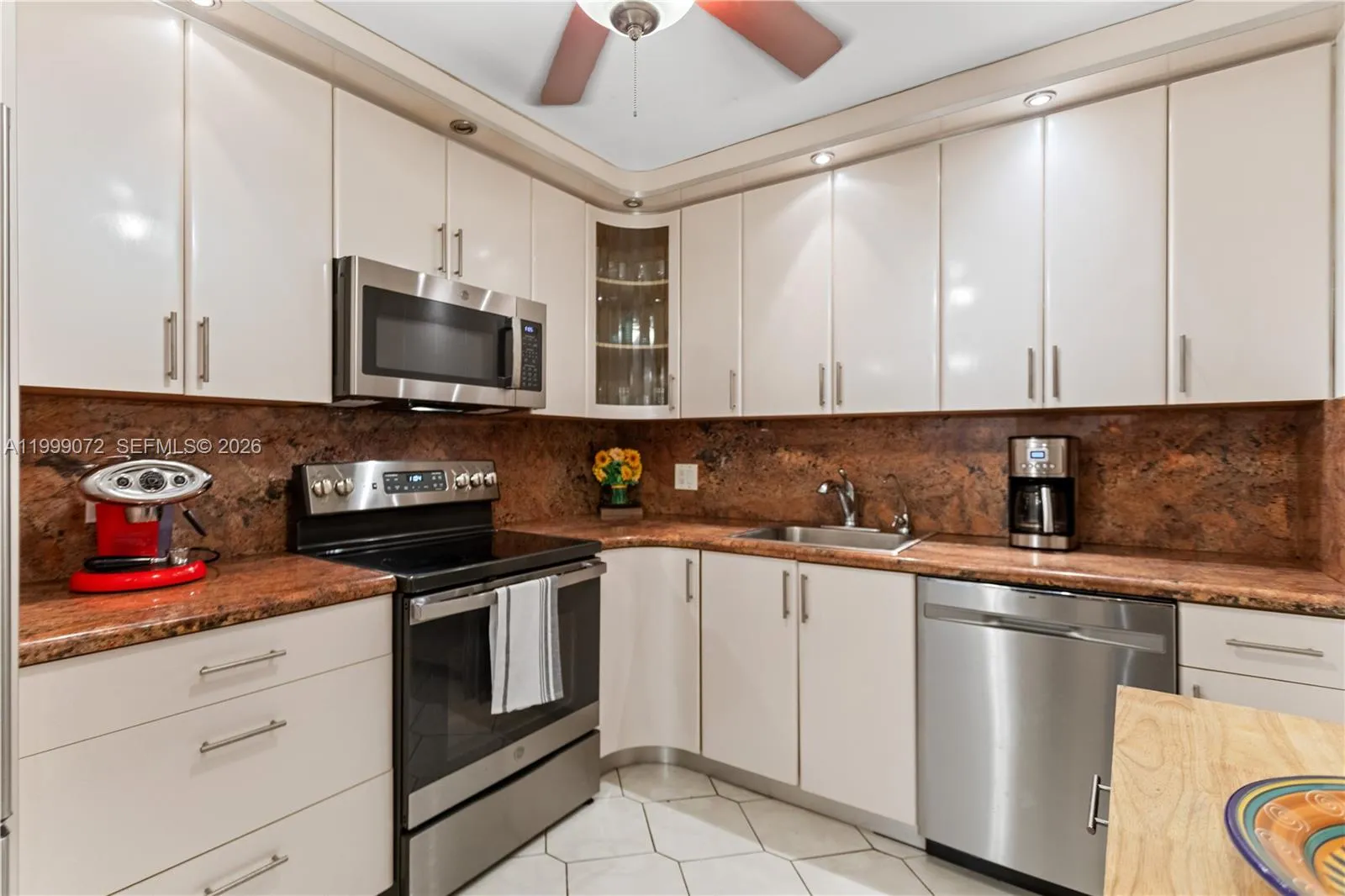 3800 S Ocean Dr 719, Hollywood, Florida 33019, Hollywood, Florida 33019, 2 Bedrooms Bedrooms, ,2 BathroomsBathrooms,Residential Lease,For Rent,3800 S Ocean Dr 719, Hollywood, Florida 33019,A11999072