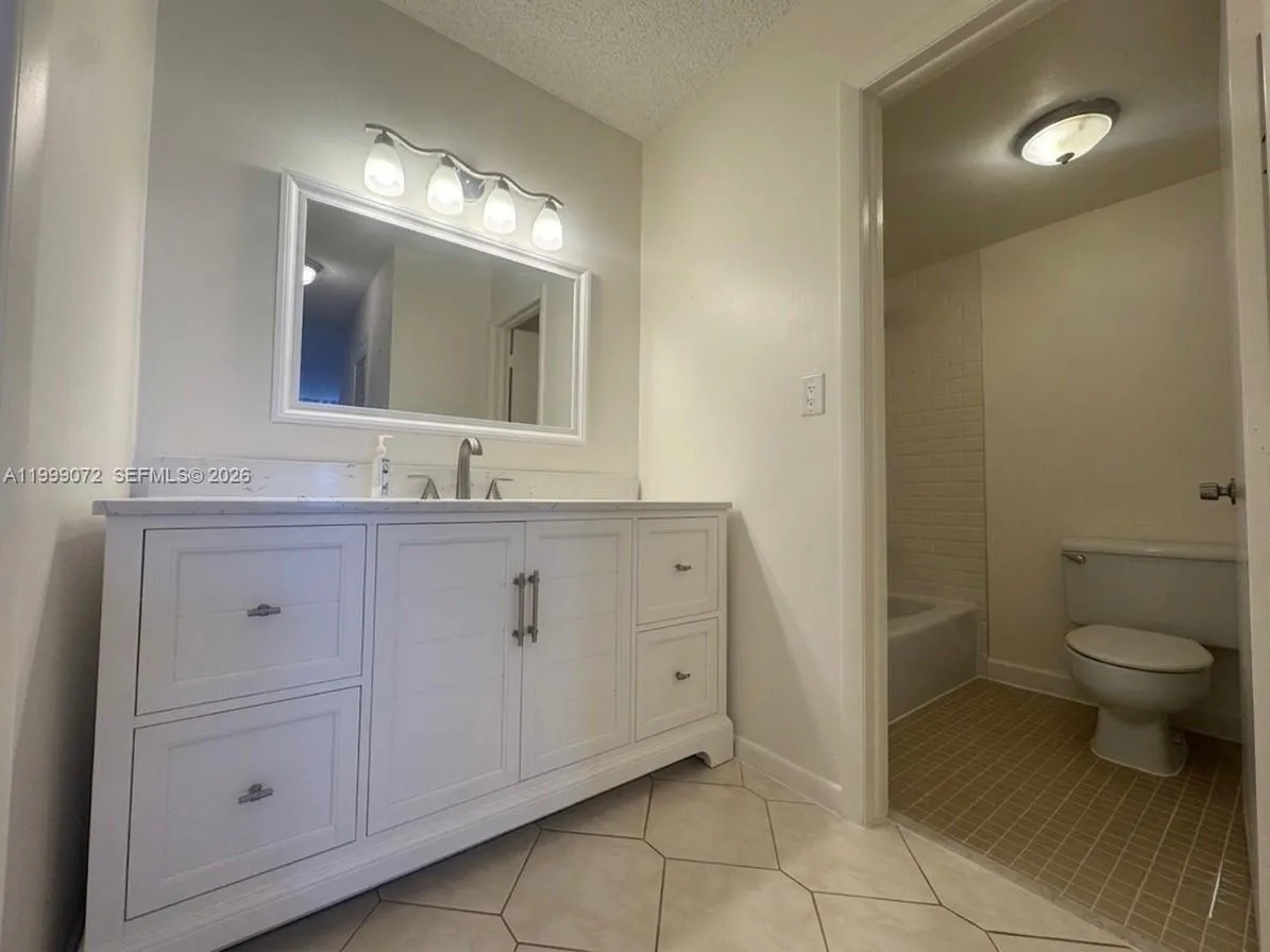 3800 S Ocean Dr 719, Hollywood, Florida 33019, Hollywood, Florida 33019, 2 Bedrooms Bedrooms, ,2 BathroomsBathrooms,Residential Lease,For Rent,3800 S Ocean Dr 719, Hollywood, Florida 33019,A11999072