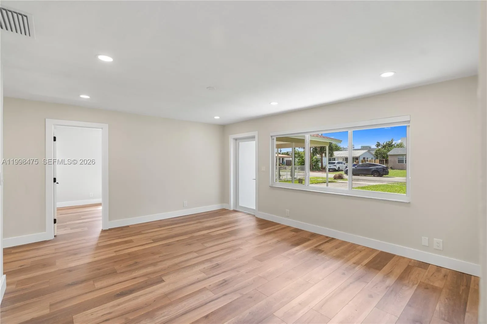 6881 Harding St, Hollywood, Florida 33024, Hollywood, Florida 33024, 3 Bedrooms Bedrooms, ,2 BathroomsBathrooms,Residential,For Sale,6881 Harding St, Hollywood, Florida 33024,A11998475