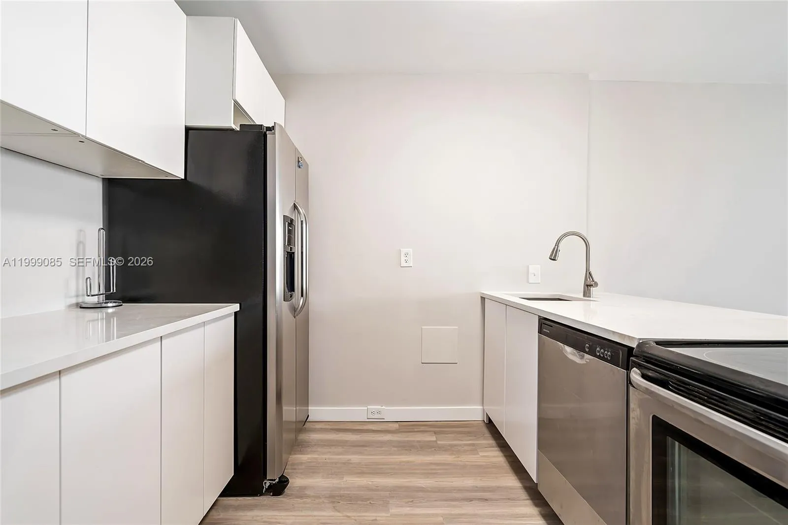 701 Three Islands Blvd 316, Hallandale Beach, Flor, Hallandale Beach, Florida 33009, 1 Bedroom Bedrooms, ,1 BathroomBathrooms,Residential,For Sale,701 Three Islands Blvd 316, Hallandale Beach, Flor,A11999085