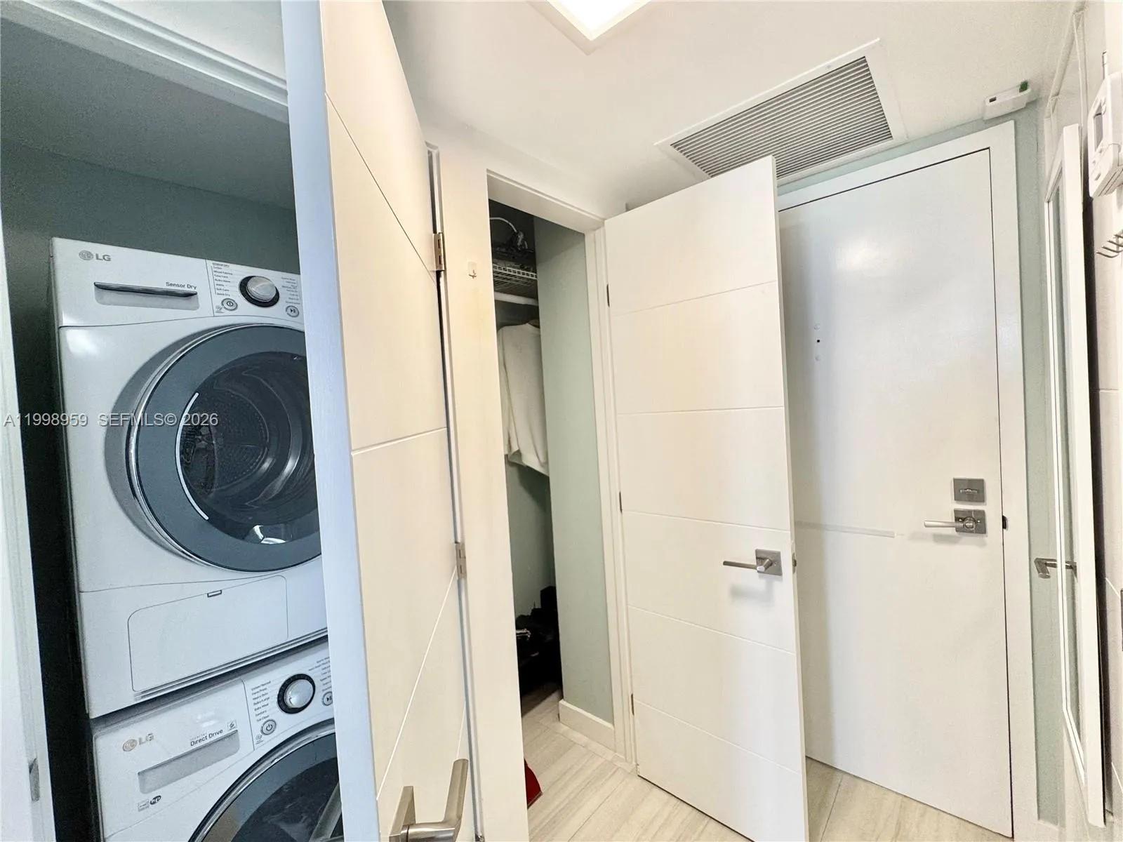 210 174th St 816, Sunny Isles Beach, Florida 33160, Sunny Isles Beach, Florida 33160, 1 Bedroom Bedrooms, ,1 BathroomBathrooms,Residential Lease,For Rent,210 174th St 816, Sunny Isles Beach, Florida 33160,A11998959