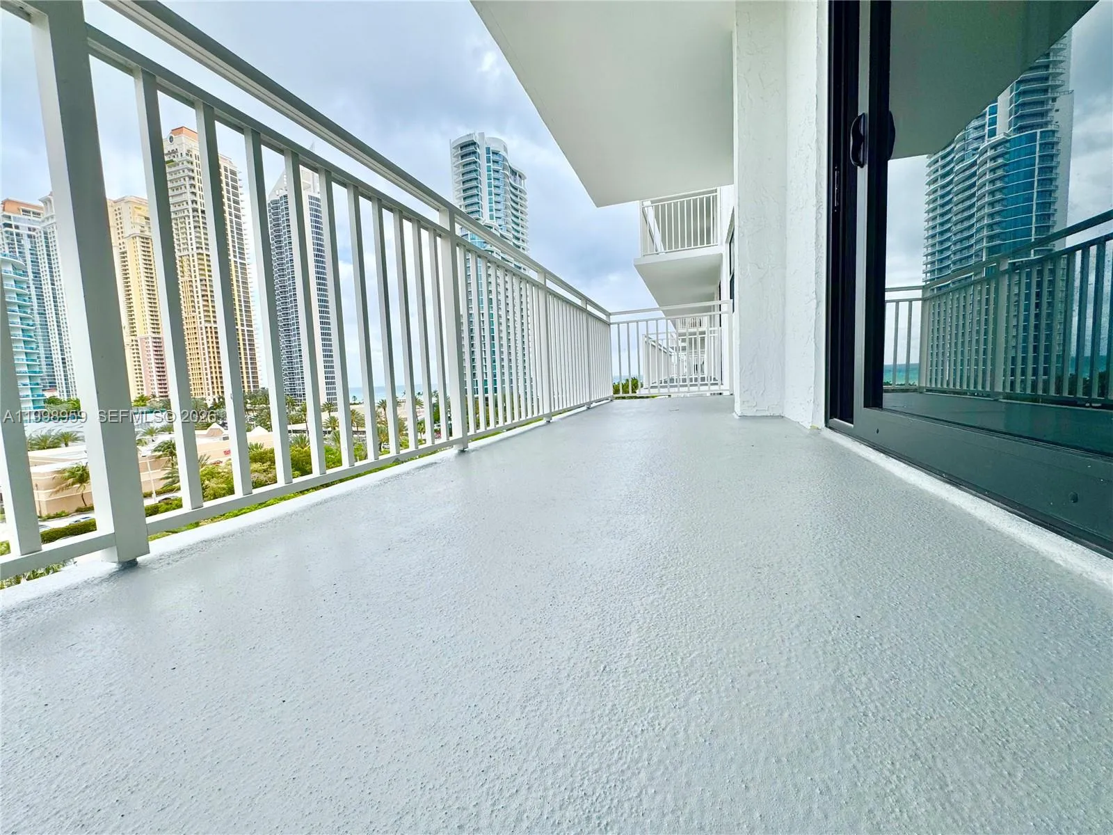 210 174th St 816, Sunny Isles Beach, Florida 33160, Sunny Isles Beach, Florida 33160, 1 Bedroom Bedrooms, ,1 BathroomBathrooms,Residential Lease,For Rent,210 174th St 816, Sunny Isles Beach, Florida 33160,A11998959