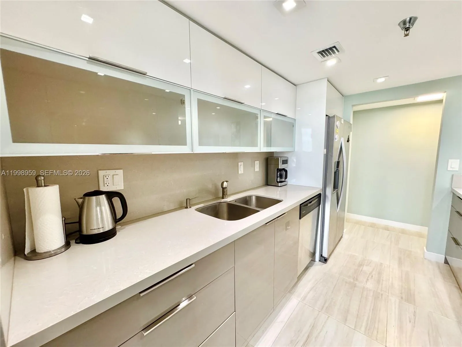 210 174th St 816, Sunny Isles Beach, Florida 33160, Sunny Isles Beach, Florida 33160, 1 Bedroom Bedrooms, ,1 BathroomBathrooms,Residential Lease,For Rent,210 174th St 816, Sunny Isles Beach, Florida 33160,A11998959