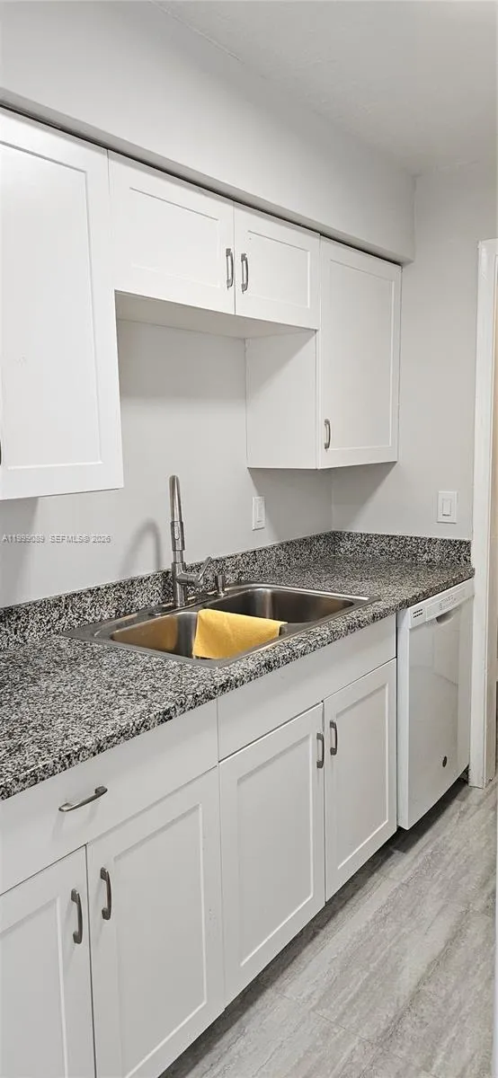 1408 Sw 9th Ave 1408, Fort Lauderdale, Florida 333, Fort Lauderdale, Florida 33315, 3 Bedrooms Bedrooms, ,2 BathroomsBathrooms,Residential Lease,For Rent,1408 Sw 9th Ave 1408, Fort Lauderdale, Florida 333,A11999089