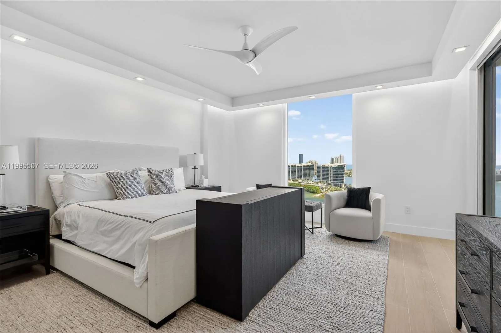 6000 Island Blvd 2102, Aventura, Florida 33160, Aventura, Florida 33160, 3 Bedrooms Bedrooms, ,3 BathroomsBathrooms,Residential,For Sale,6000 Island Blvd 2102, Aventura, Florida 33160,A11995507