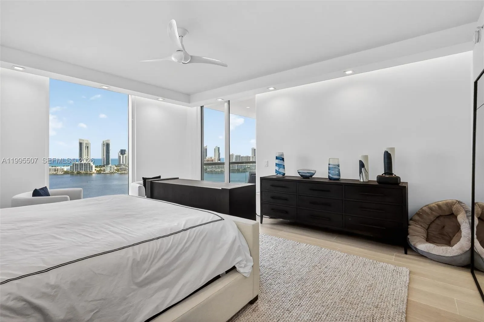 6000 Island Blvd 2102, Aventura, Florida 33160, Aventura, Florida 33160, 3 Bedrooms Bedrooms, ,3 BathroomsBathrooms,Residential,For Sale,6000 Island Blvd 2102, Aventura, Florida 33160,A11995507