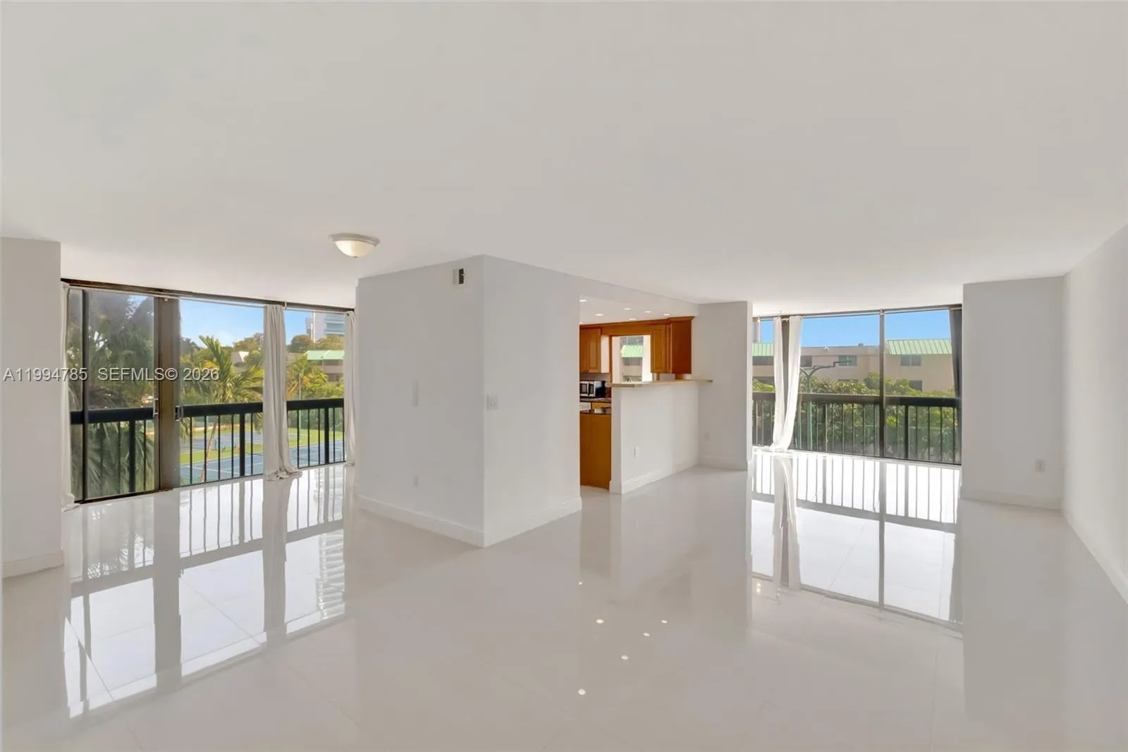2333 Brickell Ave 305, Miami, Florida 33129, Miami, Florida 33129, 2 Bedrooms Bedrooms, ,2 BathroomsBathrooms,Residential,For Sale,2333 Brickell Ave 305, Miami, Florida 33129,A11994785