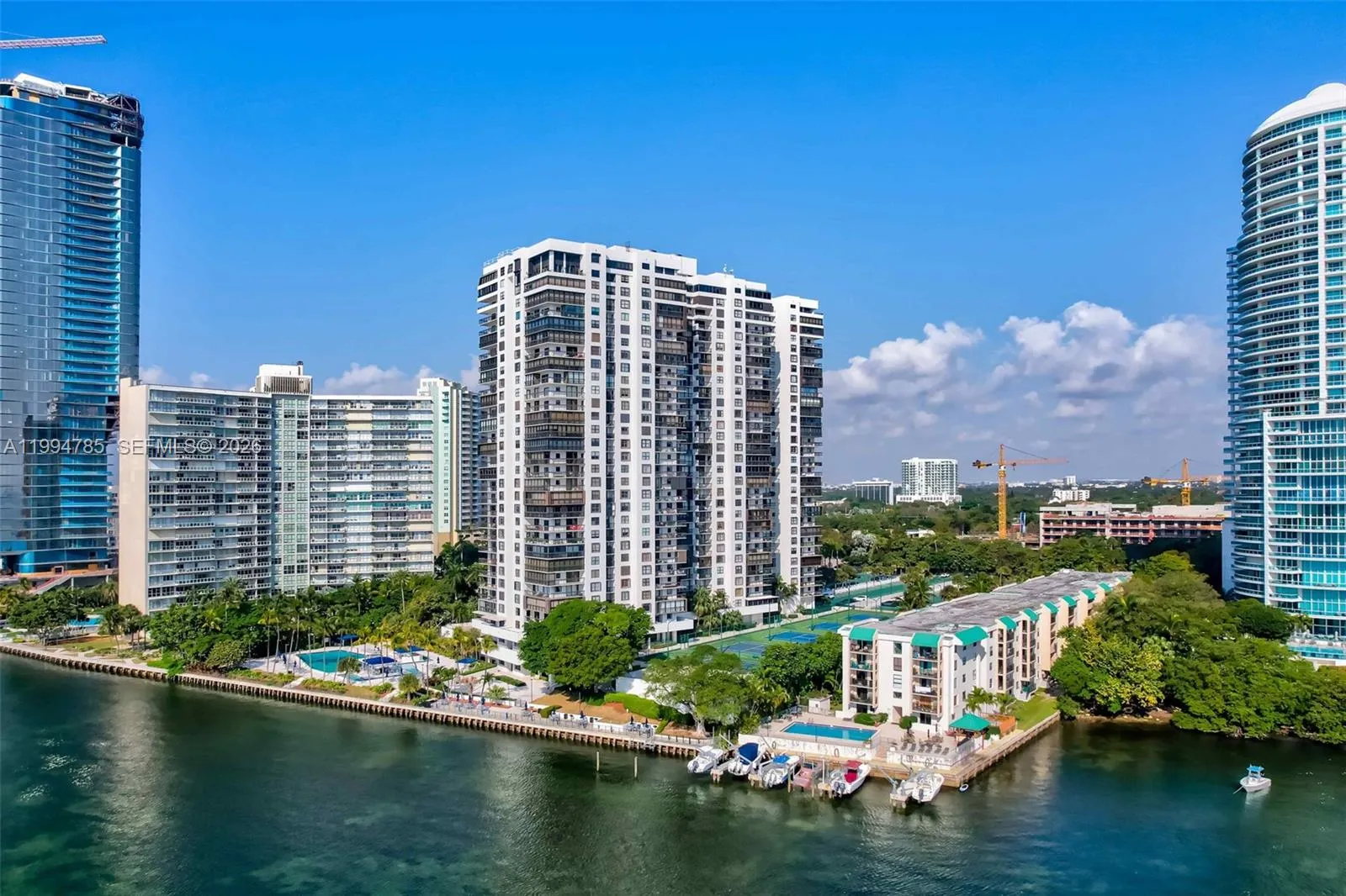 2333 Brickell Ave 305, Miami, Florida 33129, Miami, Florida 33129, 2 Bedrooms Bedrooms, ,2 BathroomsBathrooms,Residential,For Sale,2333 Brickell Ave 305, Miami, Florida 33129,A11994785