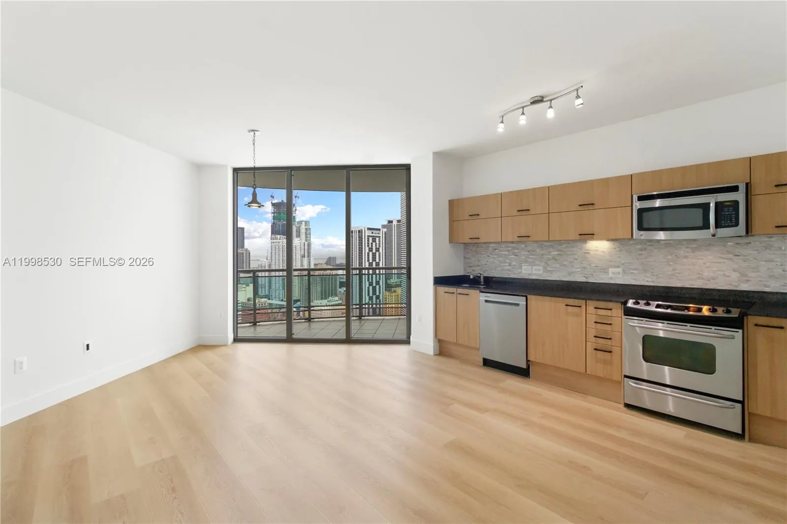 350 S Miami Ave 3413, Miami, Florida 33130, Miami, Florida 33130, 2 Bedrooms Bedrooms, ,2 BathroomsBathrooms,Residential,For Sale,350 S Miami Ave 3413, Miami, Florida 33130,A11998530