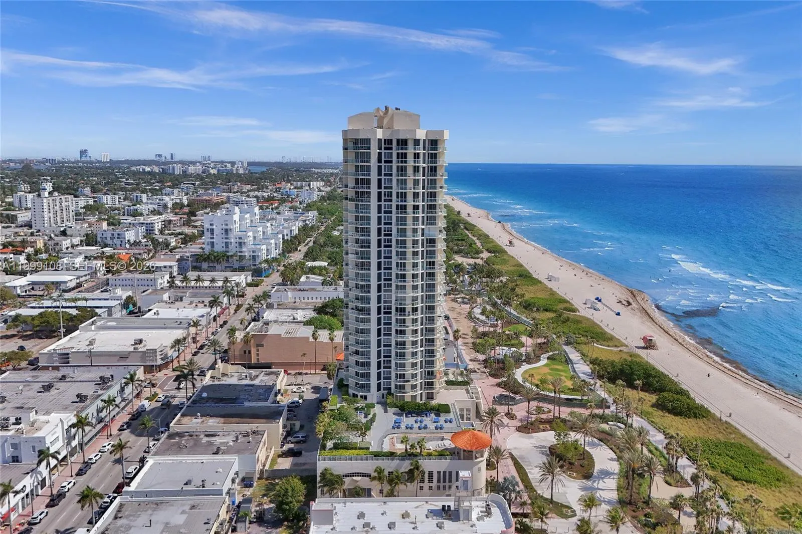 7330 Ocean Ter 8-c, Miami Beach, Florida 33141, Miami Beach, Florida 33141, 2 Bedrooms Bedrooms, ,2 BathroomsBathrooms,Residential Lease,For Rent,7330 Ocean Ter 8-c, Miami Beach, Florida 33141,A11999108