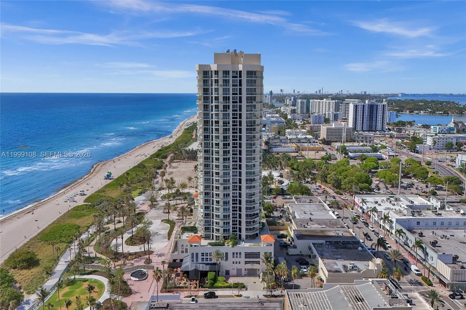7330 Ocean Ter 8-c, Miami Beach, Florida 33141, Miami Beach, Florida 33141, 2 Bedrooms Bedrooms, ,2 BathroomsBathrooms,Residential Lease,For Rent,7330 Ocean Ter 8-c, Miami Beach, Florida 33141,A11999108