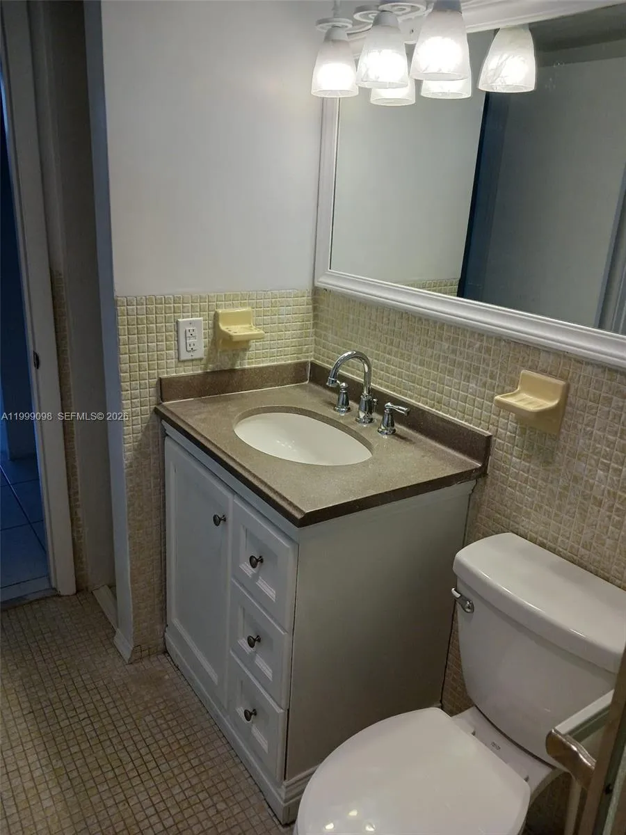 2980 Point East Dr D407, Aventura, Florida 33160, Aventura, Florida 33160, 1 Bedroom Bedrooms, ,1 BathroomBathrooms,Residential Lease,For Rent,2980 Point East Dr D407, Aventura, Florida 33160,A11999098