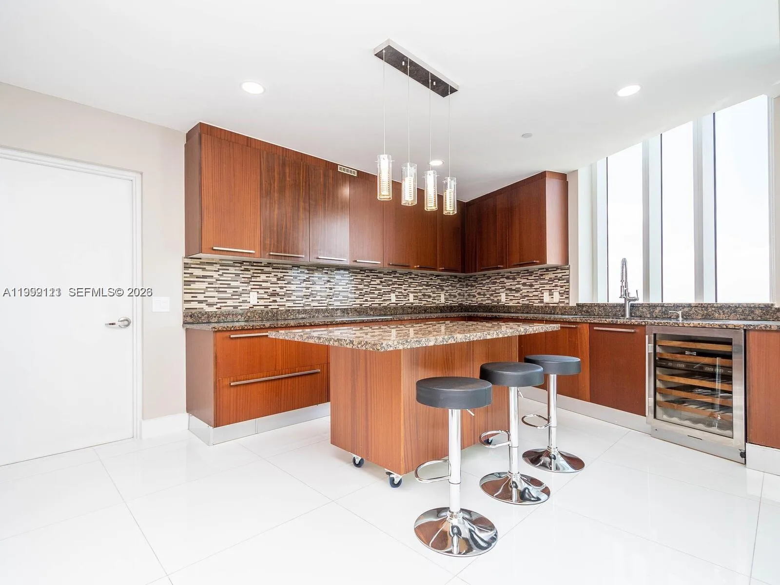 15901 Collins Ave 2504, Sunny Isles Beach, Florida, Sunny Isles Beach, Florida 33160, 3 Bedrooms Bedrooms, ,3 BathroomsBathrooms,Residential,For Sale,15901 Collins Ave 2504, Sunny Isles Beach, Florida,A11999111