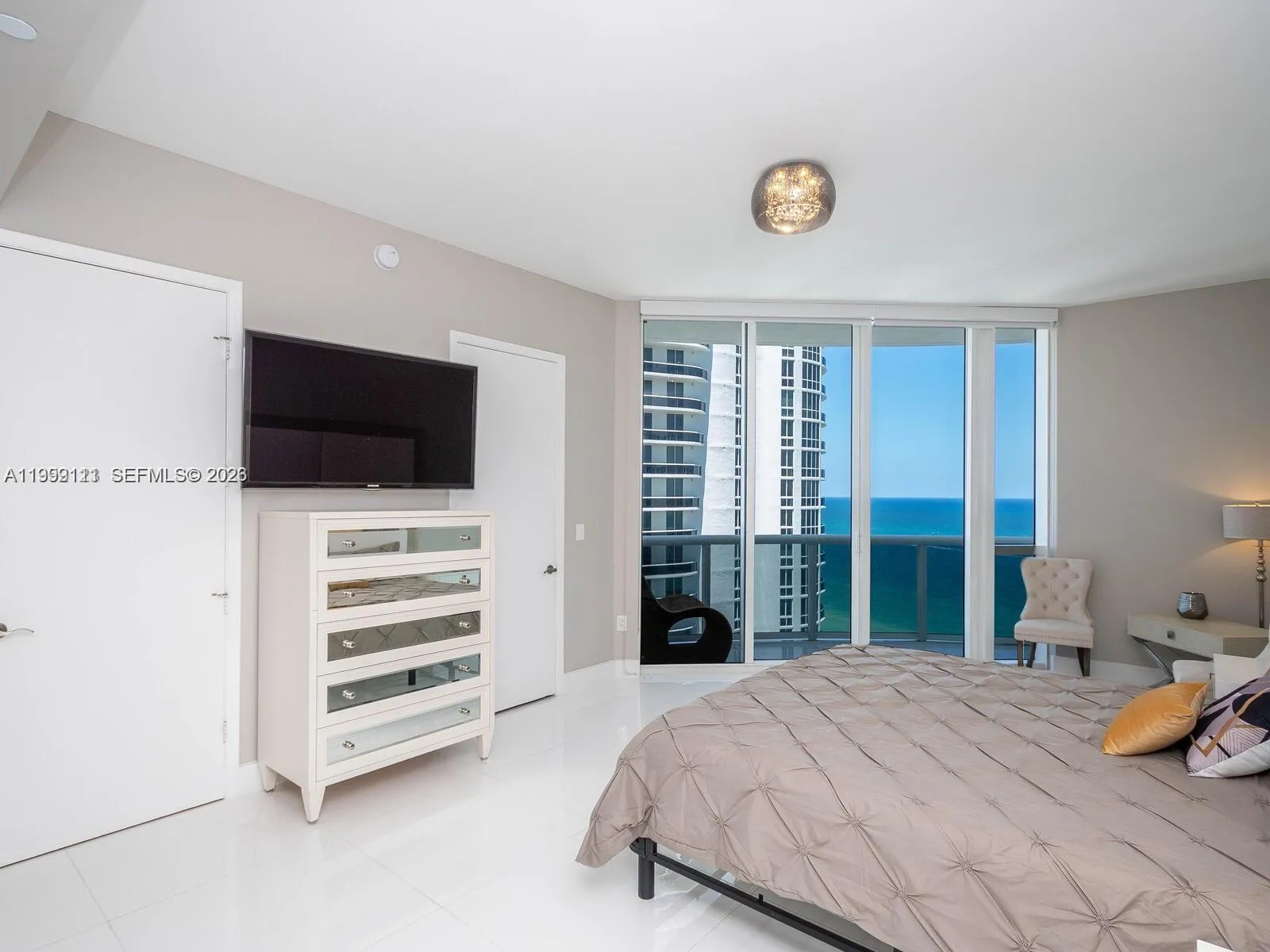 15901 Collins Ave 2504, Sunny Isles Beach, Florida, Sunny Isles Beach, Florida 33160, 3 Bedrooms Bedrooms, ,3 BathroomsBathrooms,Residential,For Sale,15901 Collins Ave 2504, Sunny Isles Beach, Florida,A11999111