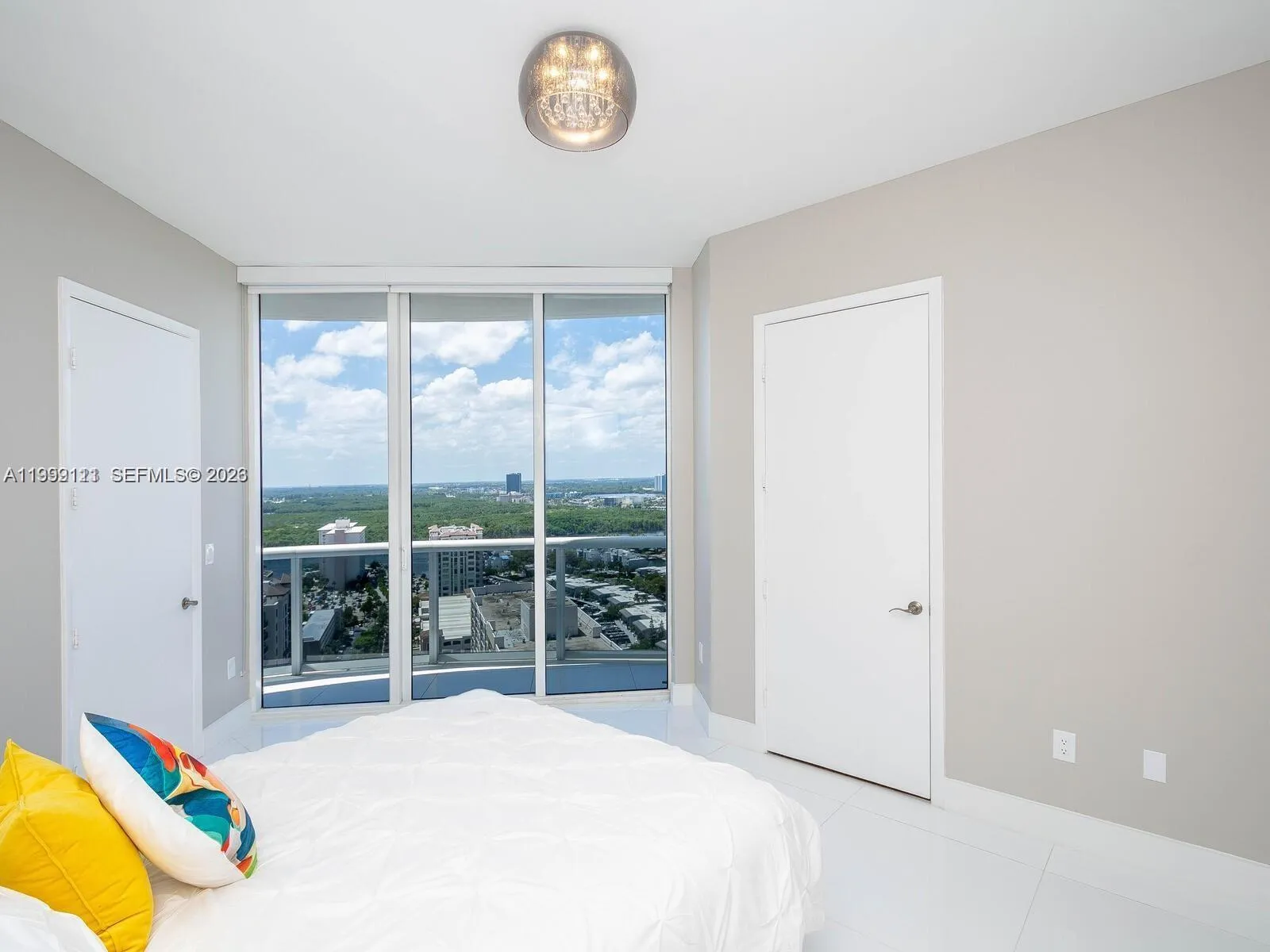 15901 Collins Ave 2504, Sunny Isles Beach, Florida, Sunny Isles Beach, Florida 33160, 3 Bedrooms Bedrooms, ,3 BathroomsBathrooms,Residential,For Sale,15901 Collins Ave 2504, Sunny Isles Beach, Florida,A11999111