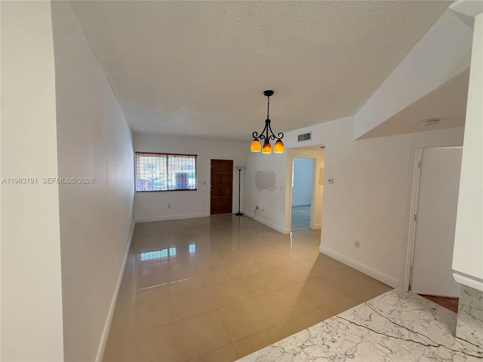 8025 Lake Dr 102, Doral, Florida 33166, Doral, Florida 33166, 2 Bedrooms Bedrooms, ,2 BathroomsBathrooms,Residential Lease,For Rent,8025 Lake Dr 102, Doral, Florida 33166,A11983191