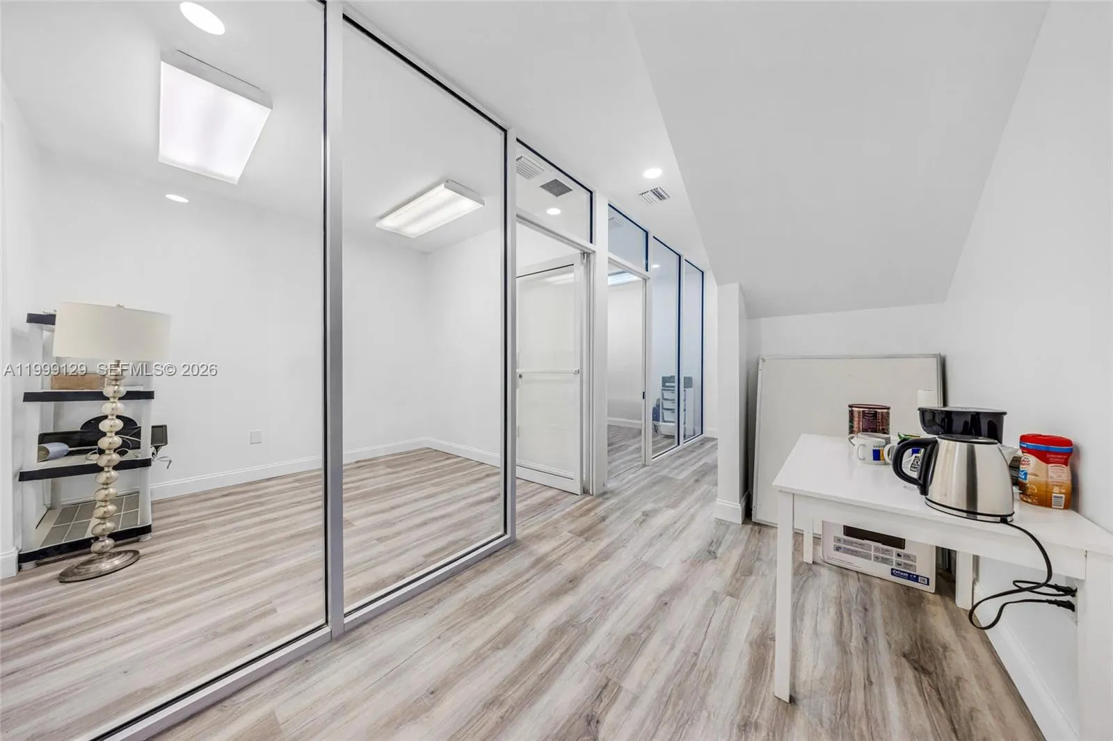 8009 Nw 29th St 8009, Doral, Florida 33122, Doral, Florida 33122, ,Commercial Sale,For Sale,8009 Nw 29th St 8009, Doral, Florida 33122,A11999129