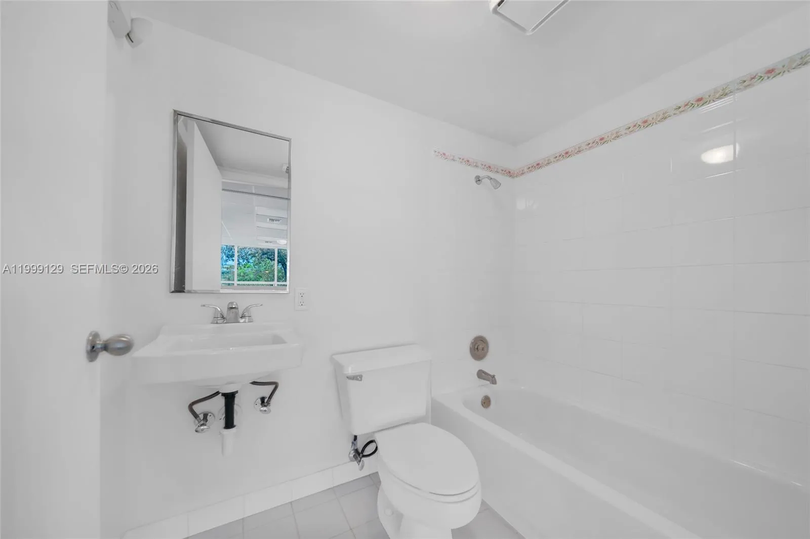 8009 Nw 29th St 8009, Doral, Florida 33122, Doral, Florida 33122, ,Commercial Sale,For Sale,8009 Nw 29th St 8009, Doral, Florida 33122,A11999129