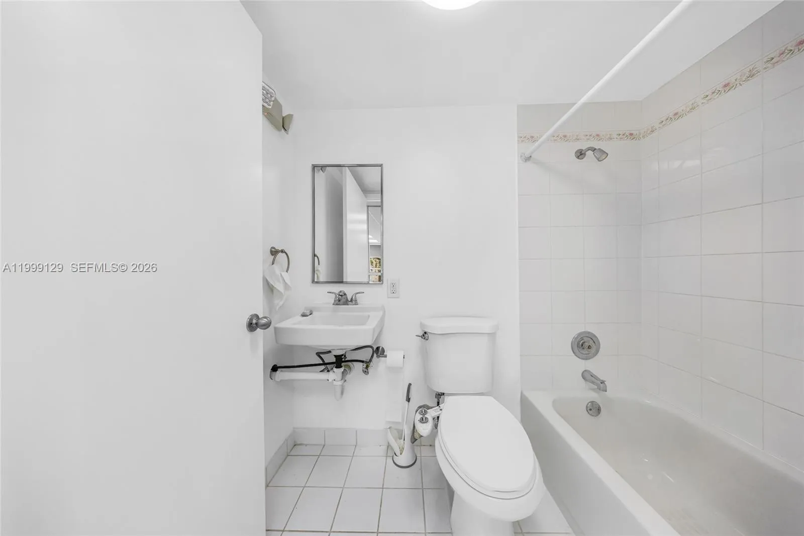 8009 Nw 29th St 8009, Doral, Florida 33122, Doral, Florida 33122, ,Commercial Sale,For Sale,8009 Nw 29th St 8009, Doral, Florida 33122,A11999129